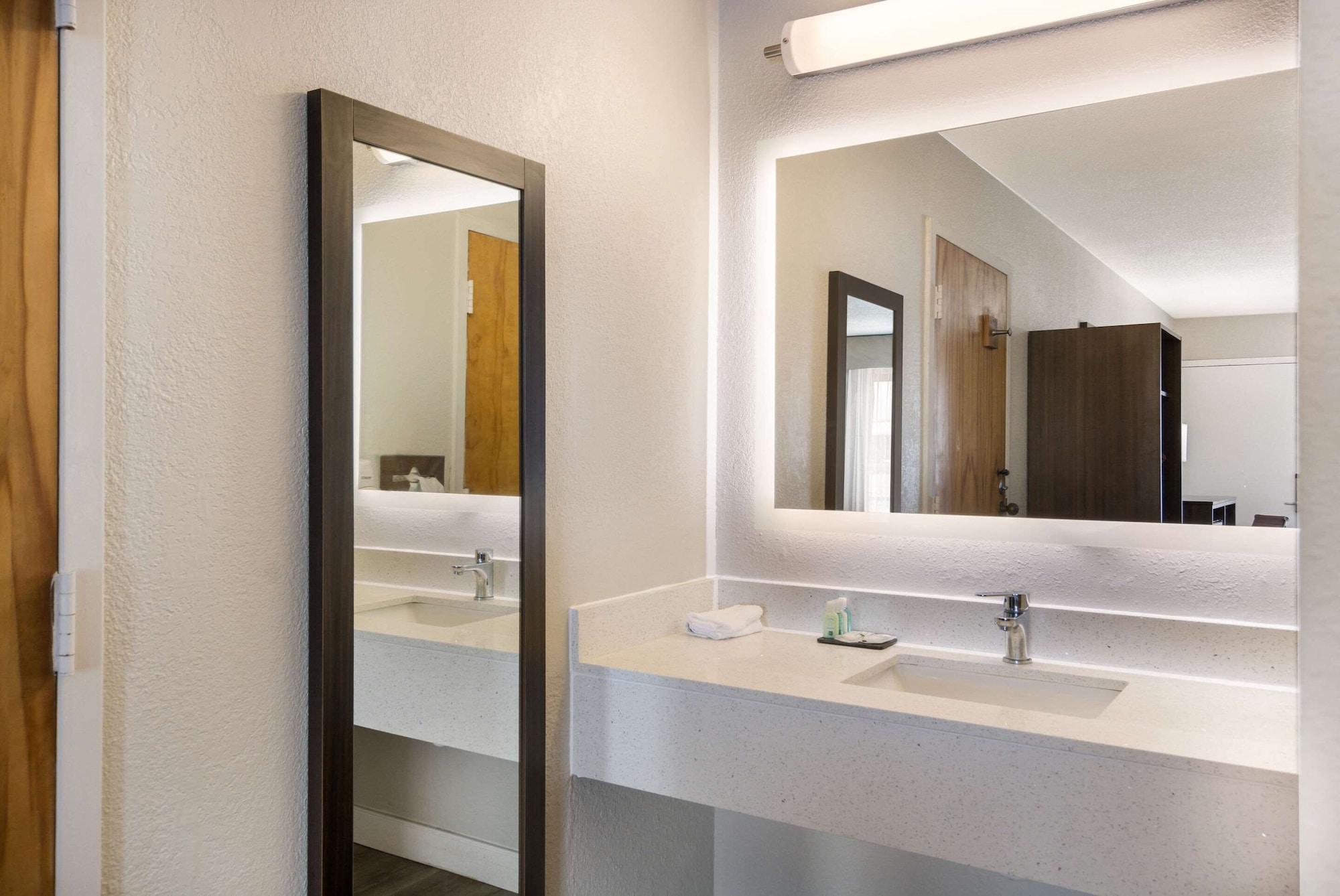 Quality Inn Emporia Esterno foto